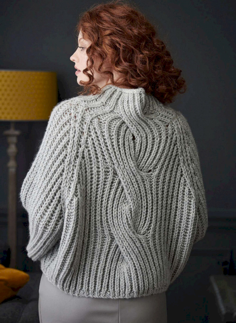 21 женский пуловер спицами — схемы с описанием