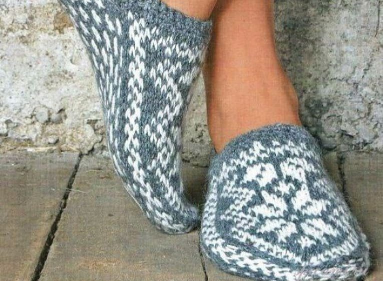 Чем носки-тапочки отличаются от обычных носков